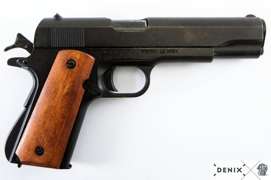 Colt  M1911A1, Woodgrip