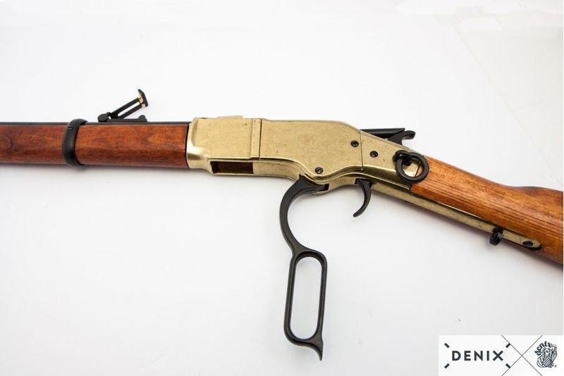 1866 Winchester Leveraction sort & messing