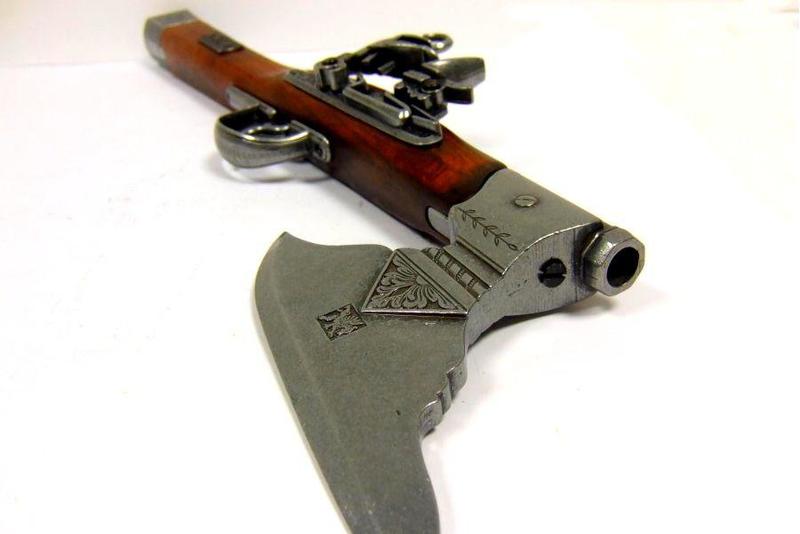 Øksepistol
